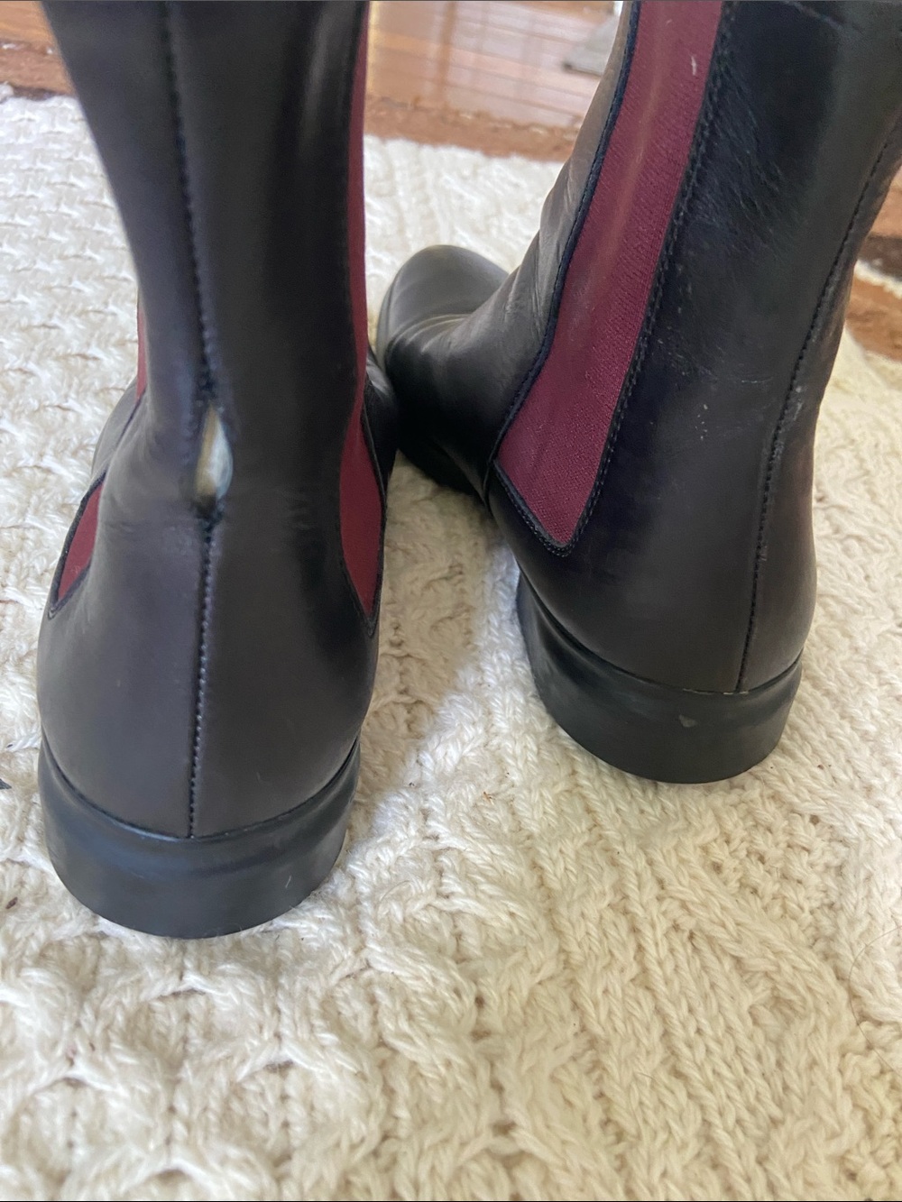 Jil Sander Black Leather Chelsea Boots with Burgundy Elastic 6.5 - Picture 9 of 12